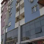 White 公寓 地拉那